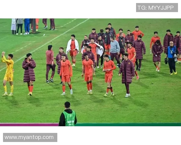 国足与伊朗激战回顾精彩视频录像全程回放与分析